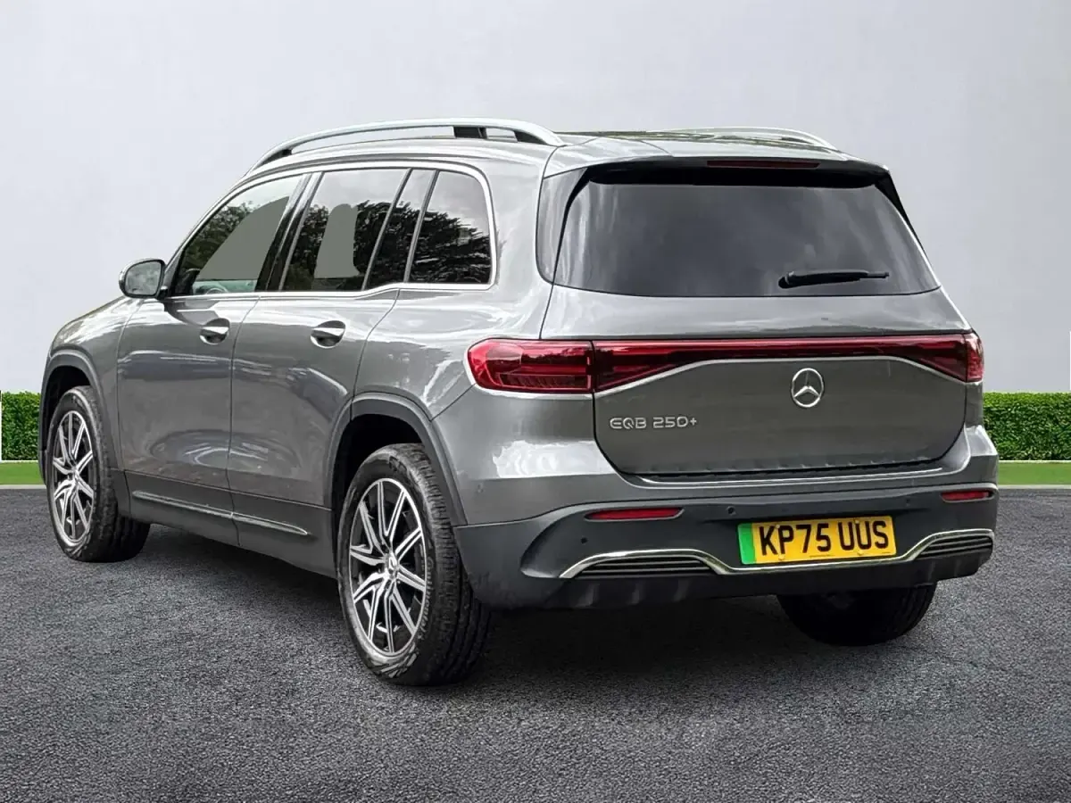Used Mercedes EQB250+ Executive 139 kW (190 HP) 2025 Grey SUV