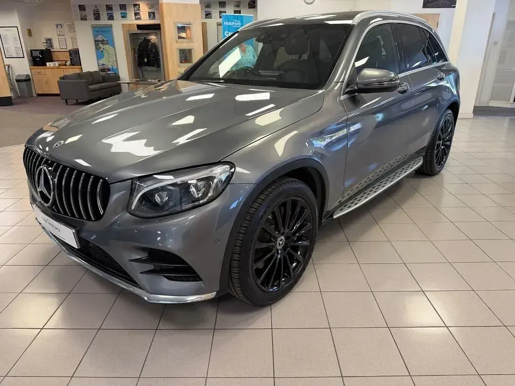 Used Mercedes GLC250 AMG line 2018 Grey SUV