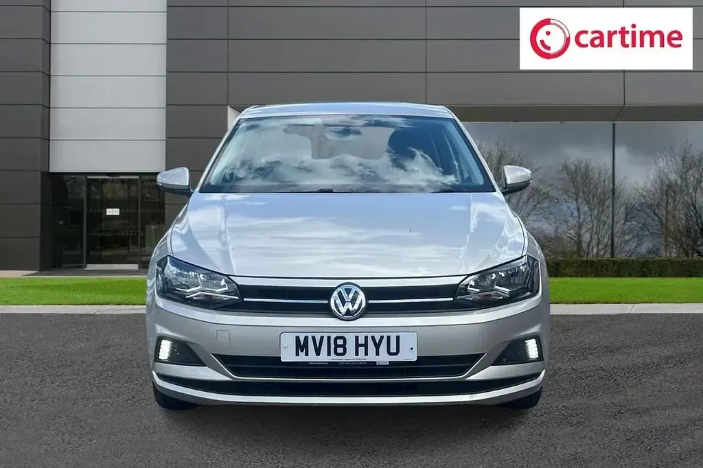 Usado VW Polo SE 65 HP (47 kW) 2018 Prateado Citadino