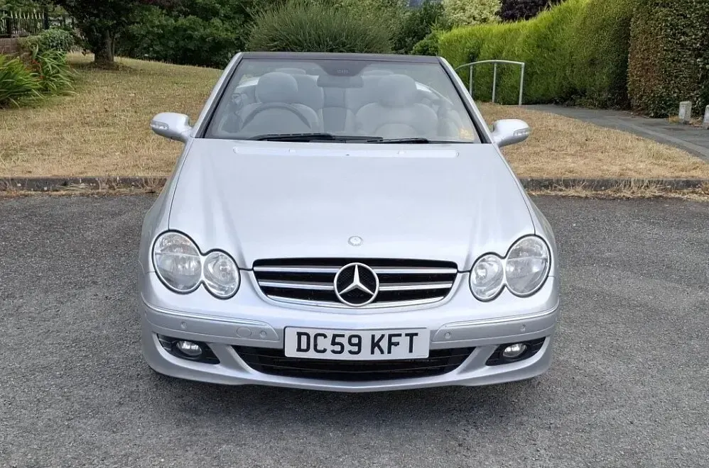 Used Mercedes CLK200 Avantgarde 2009 Silver Cabriolet