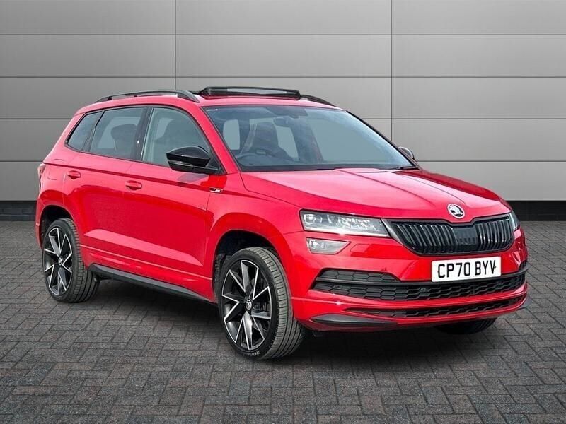 Velvet red Used 2021 Skoda Karoq SportLine SUV | £19,795 (Fair price) - Image 1/4