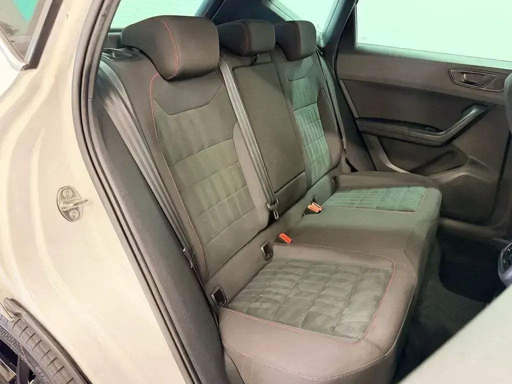 Used Seat Ateca FR 150 HP (110 kW) 2019 White SUV