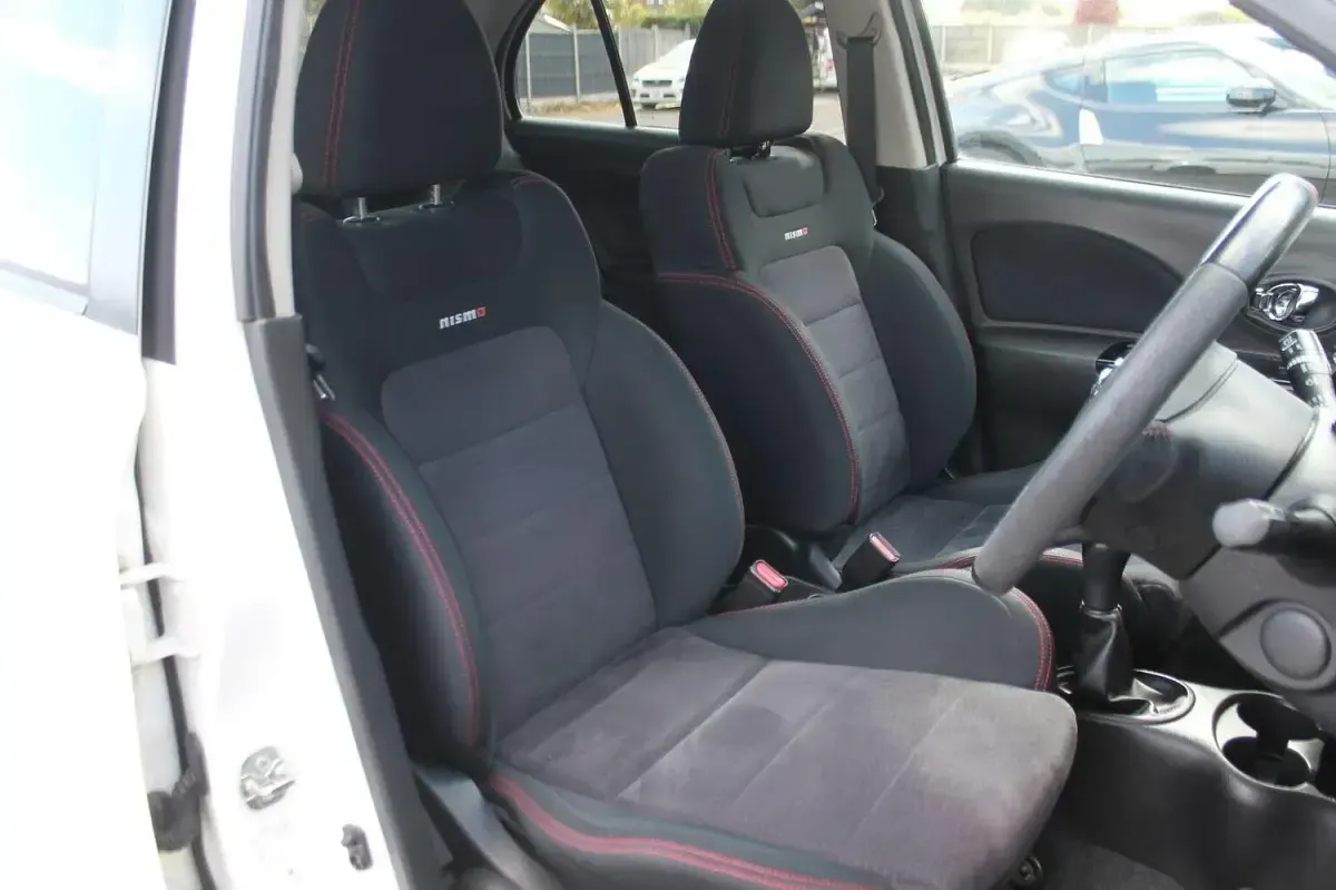 Used Nissan Micra Nismo 113 HP (83 kW) 2015 White Hatchback