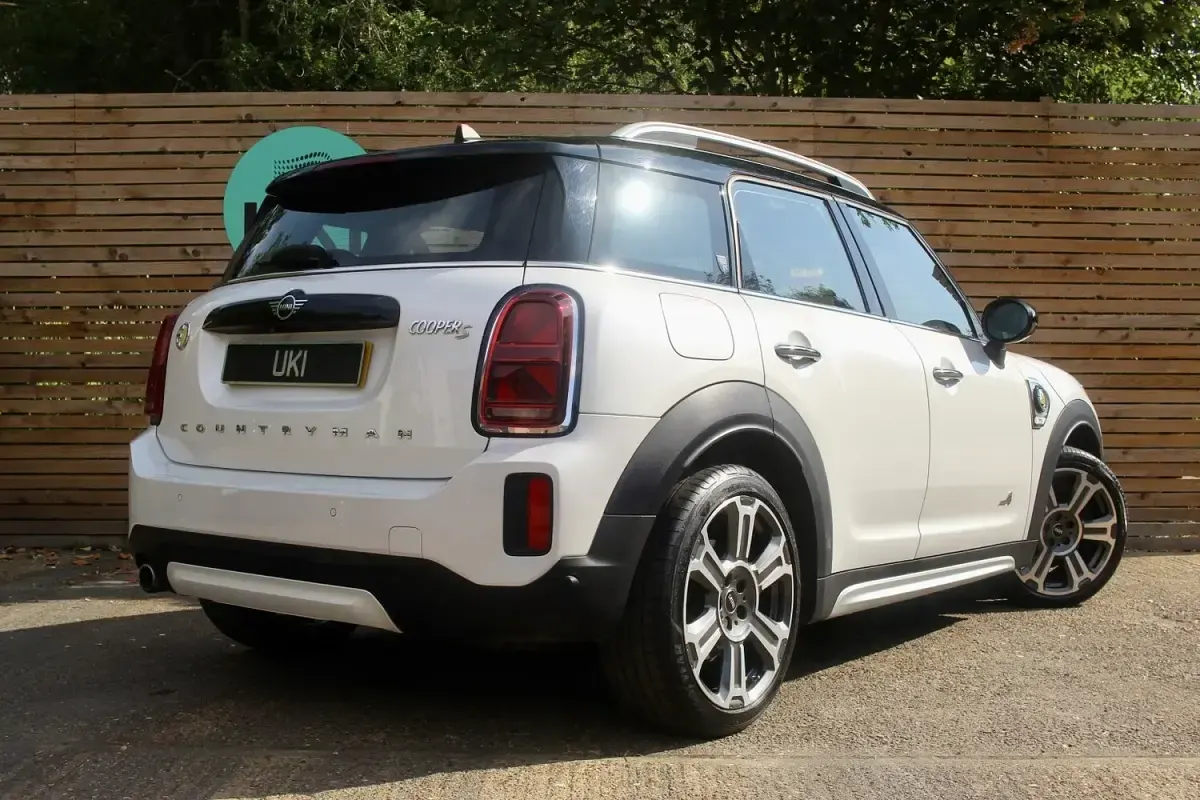 Used Mini Cooper S Countryman Exclusive 2023 White SUV