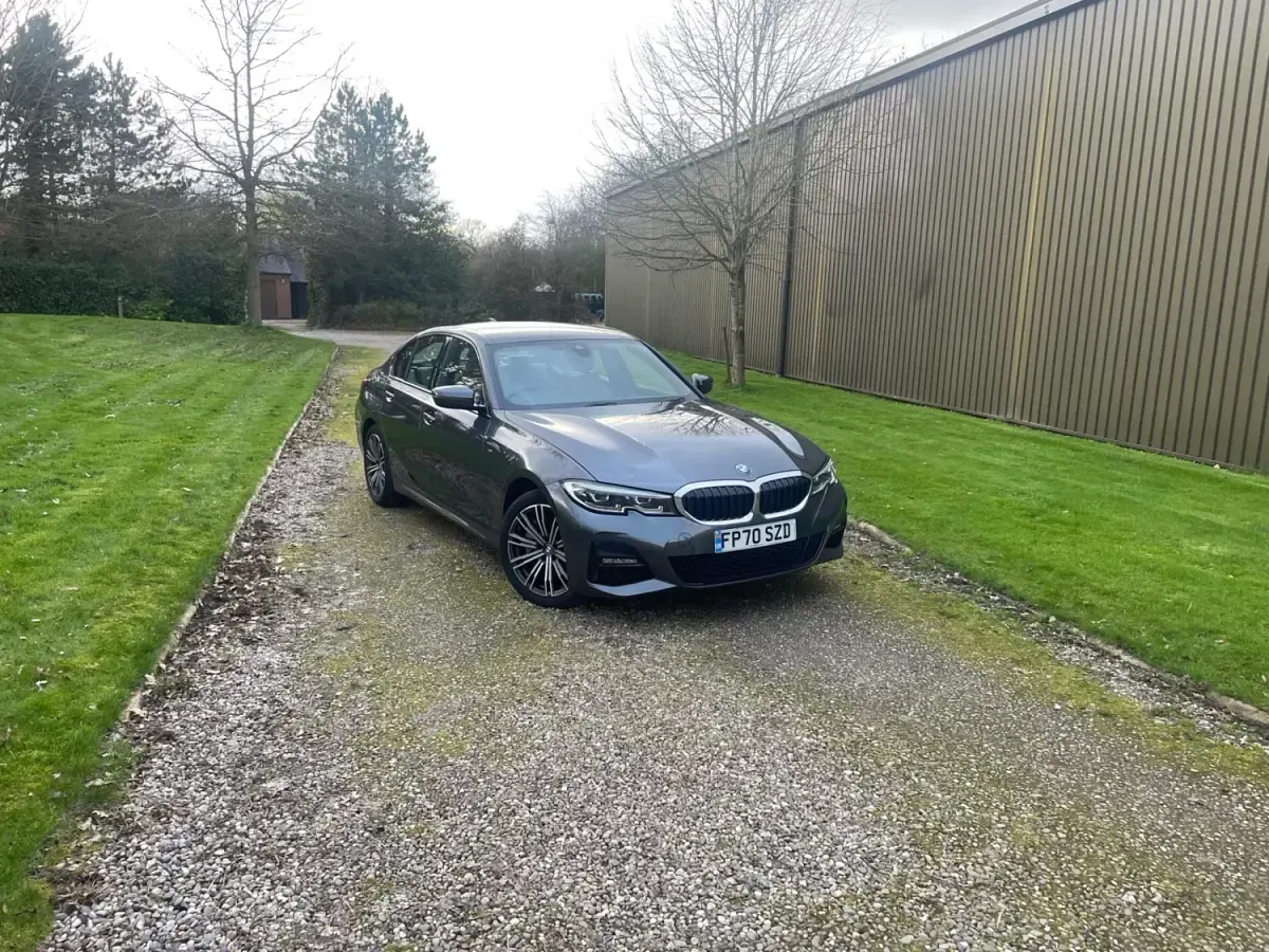 Käytetty BMW 330e M Sport 2020 Harmaa Sedan