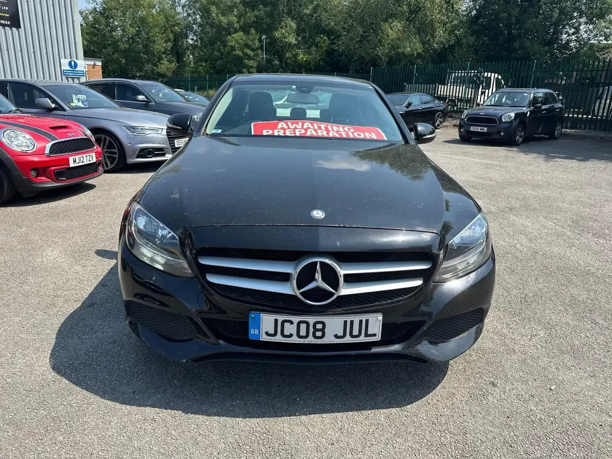 Used Mercedes C200 Executive 184 HP (135 kW) 2015 Black Sedan