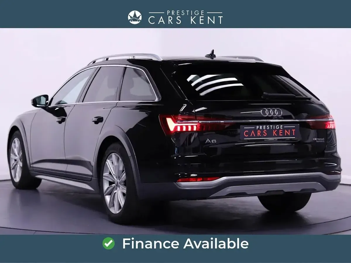 Used Audi A6 Allroad Sport 231 HP (169 kW) 2021 Black Estate