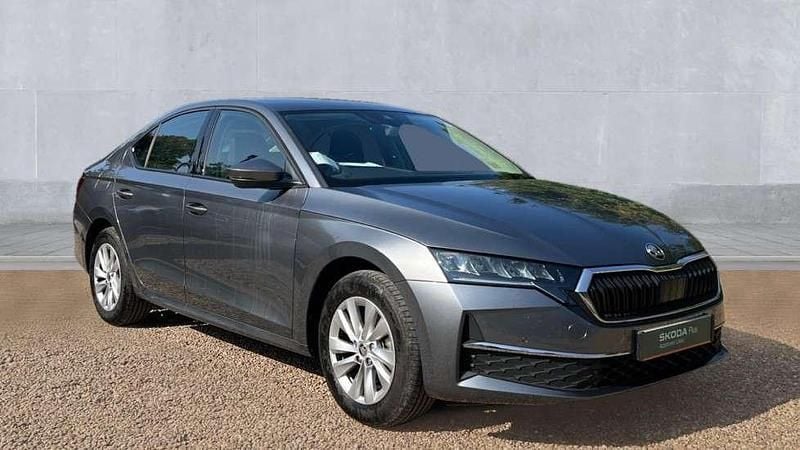 Graphite grey Used 2024 Skoda Octavia SE Technology Hatchback | £19,509 (Fair price) - Image 1/4