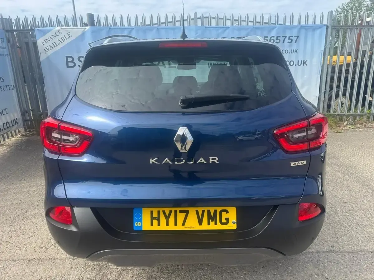 Used Renault Kadjar Signature 130 HP (95 kW) 2017 Blue SUV