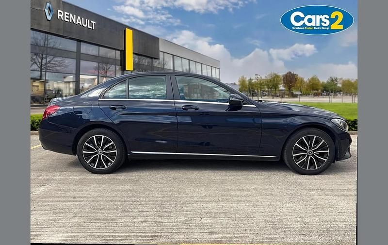Usado Mercedes C200 SE 180 CV (132 kW) 2019 Azul Berlina