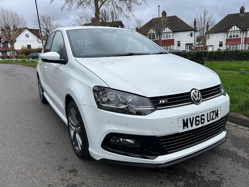 Used VW Polo R-line 110 HP (80 kW) 2016 White Hatchback