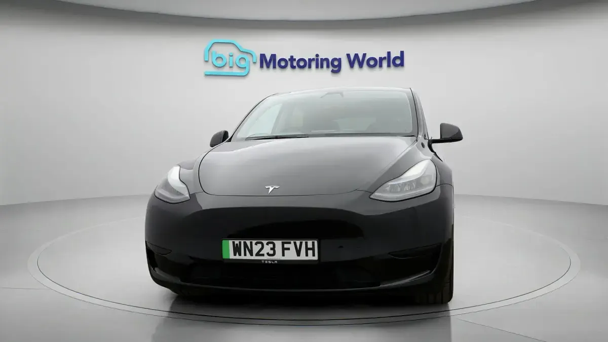Used Tesla Model Y RWD 254 kW (346 HP) 2023 Black SUV