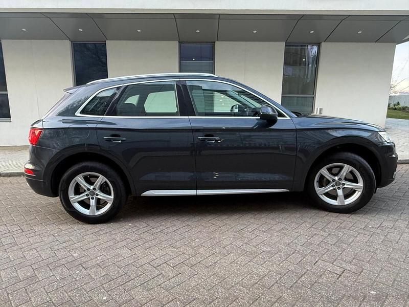 Used Audi Q5 Sport 190 HP (139 kW) 2018 Grey SUV