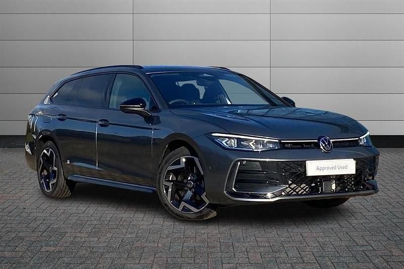 Diabase grey Used 2025 VW Passat R-line | £37,995 - Image 1/3