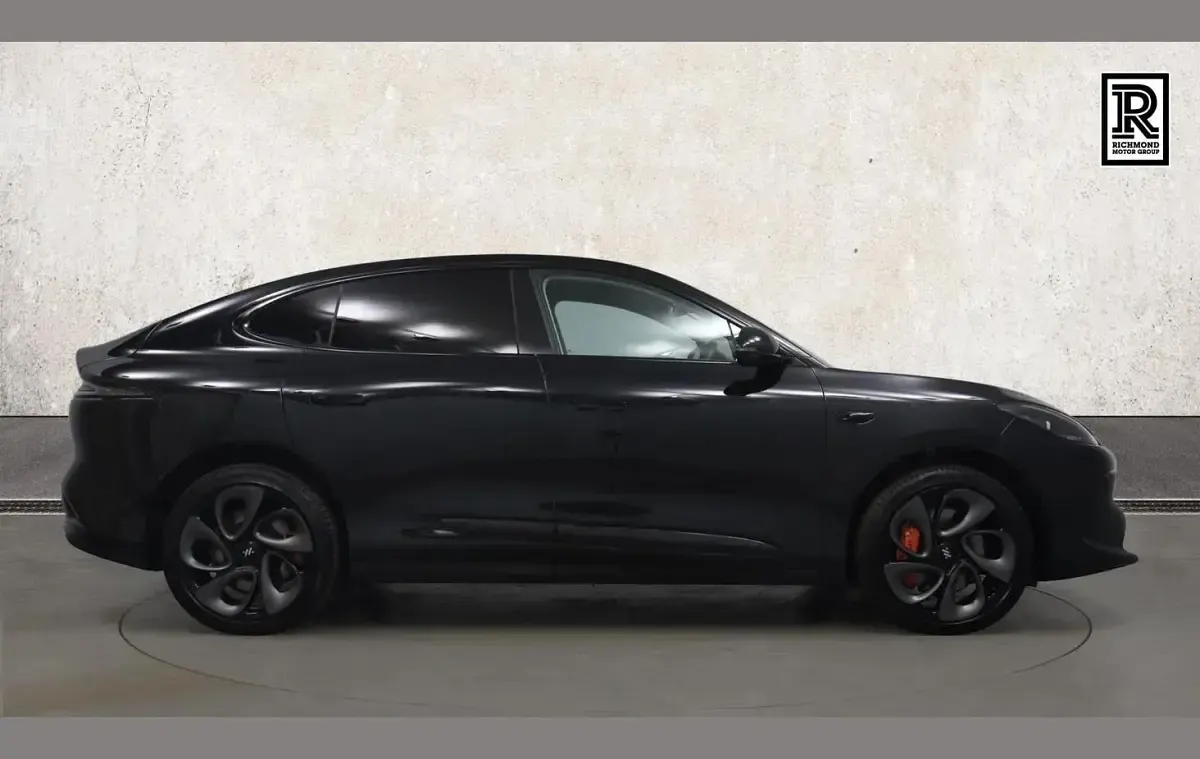 Used MG IM6 Performance 553 kW (752 HP) 2025 Black SUV