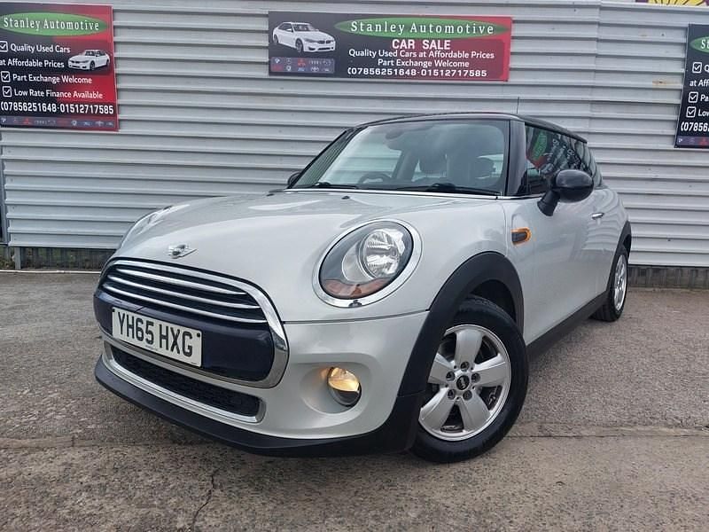 Used Mini Cooper D Hatch 2015 Silver Hatchback