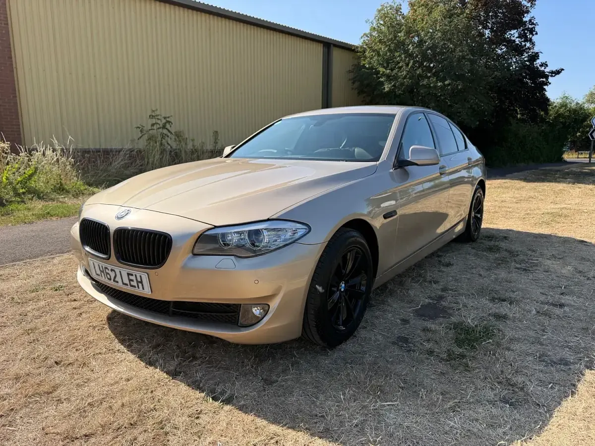 Used BMW 520 Comfort Edition 2012 Gold Sedan