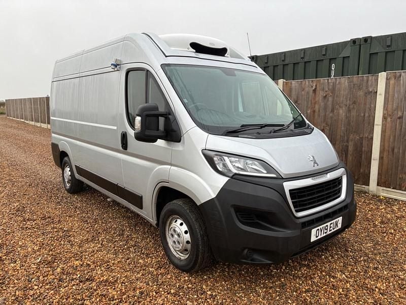 Silver Used 2019 Peugeot Boxer Van | £7,995 (Fair price) - Image 1/4