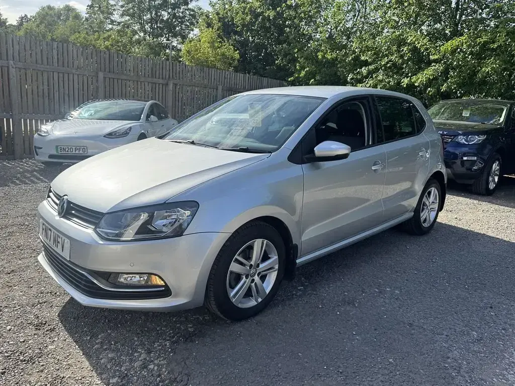 Used VW Polo Match 90 HP (66 kW) 2017 Silver Hatchback