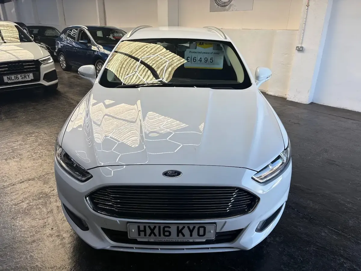 Used Ford Mondeo Zetec 2016 White Estate