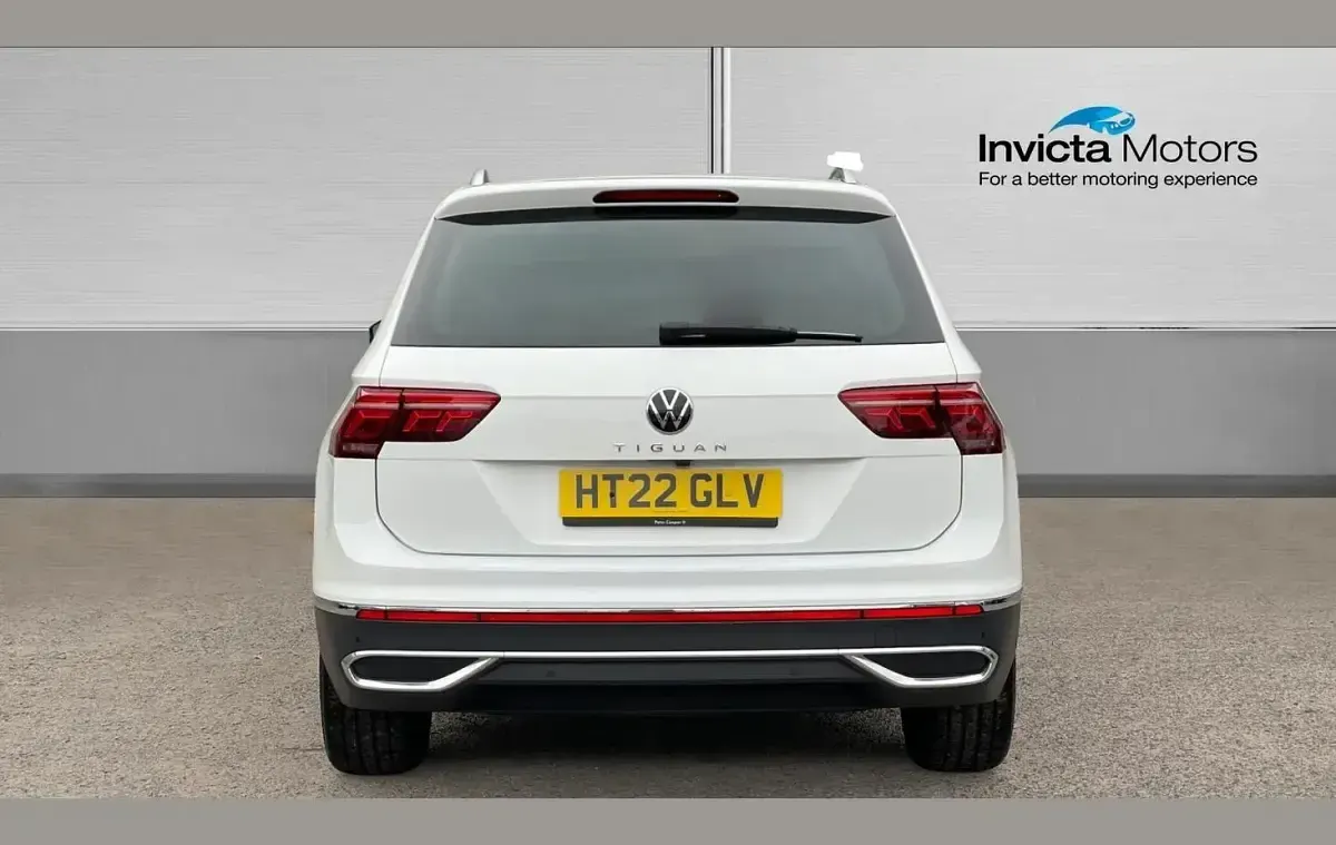 Used VW Tiguan Elegance 150 HP (110 kW) 2022 White SUV
