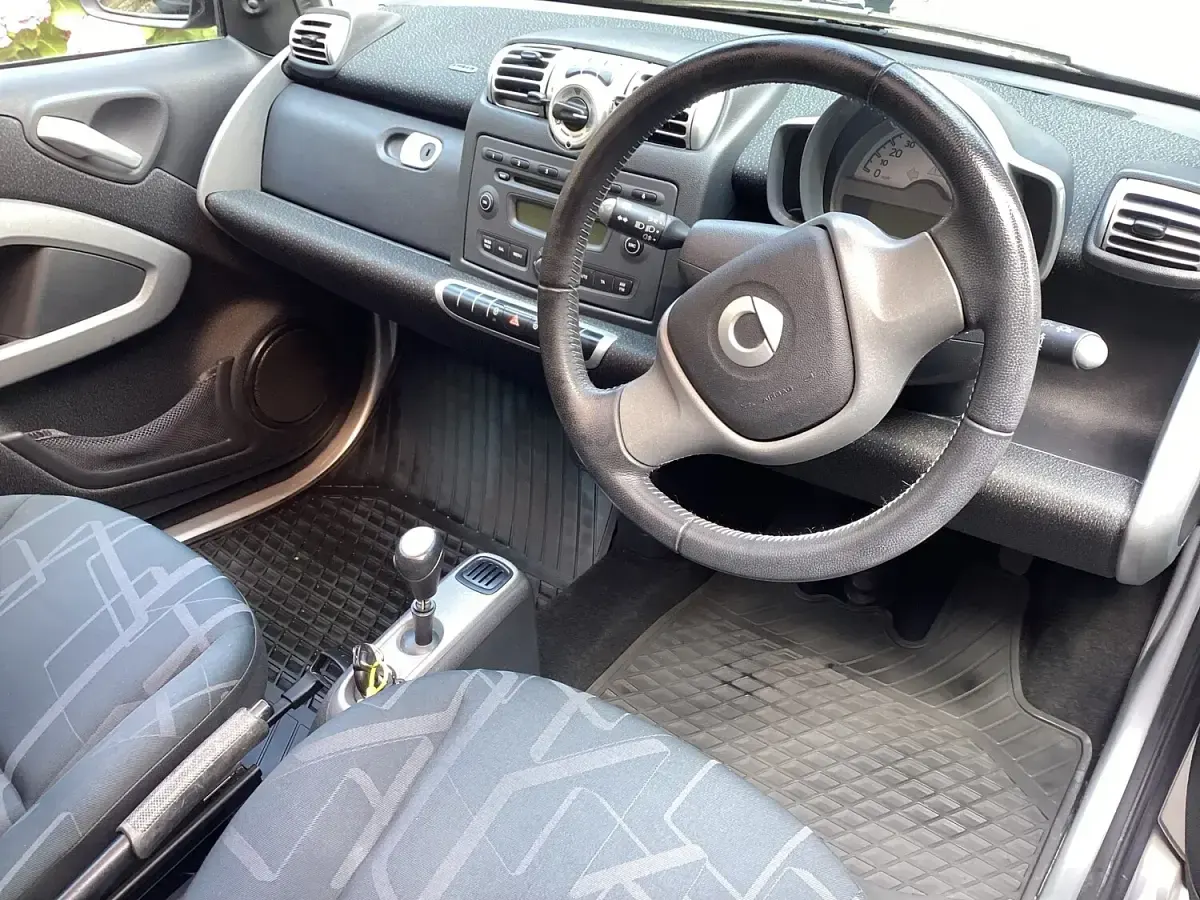 Used Smart ForTwo Coupé Passion 84 HP (61 kW) 2009 Silver Coupe