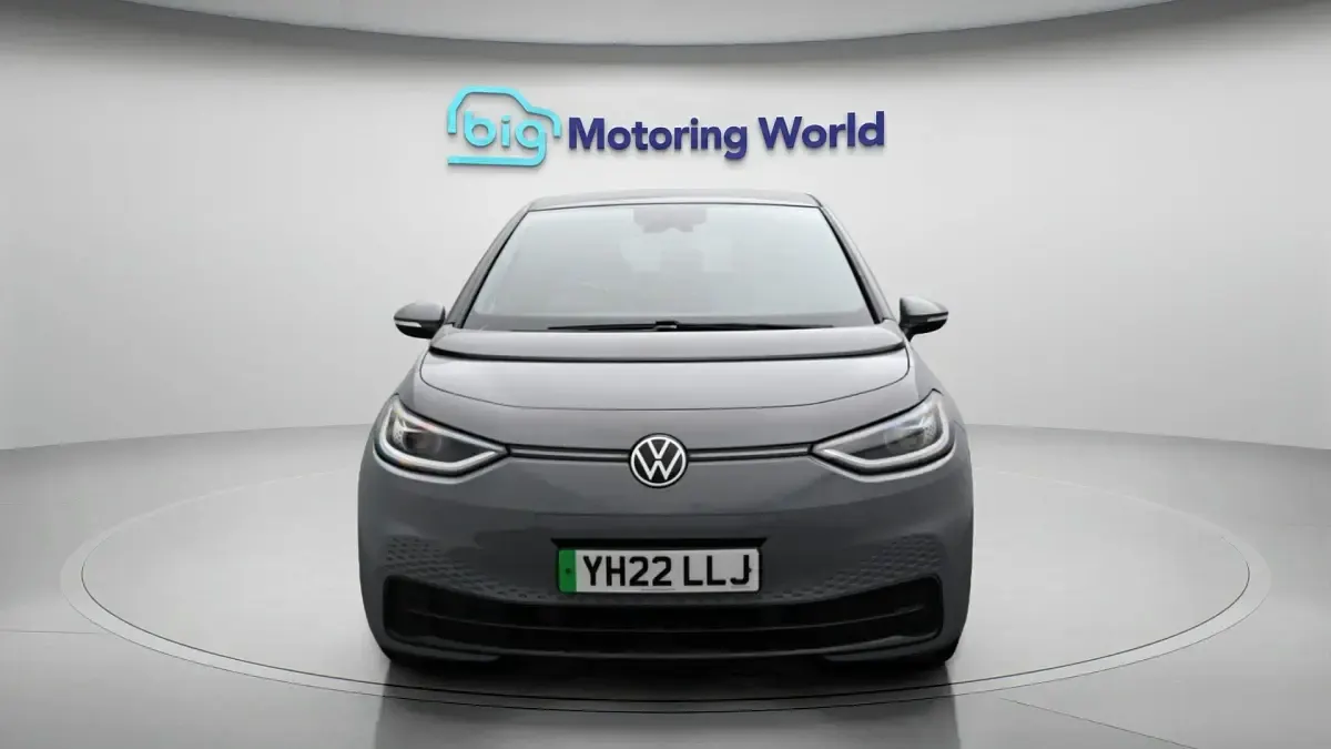 Usado VW ID.3 Pro Performance 150 kW (204 CV) 2022 Gris Utilitario