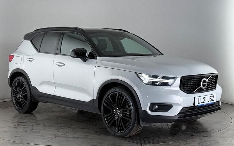 Silver Used 2021 Volvo XC40 R-Design Pro SUV | £21,550 (Fair price) - Image 1/3