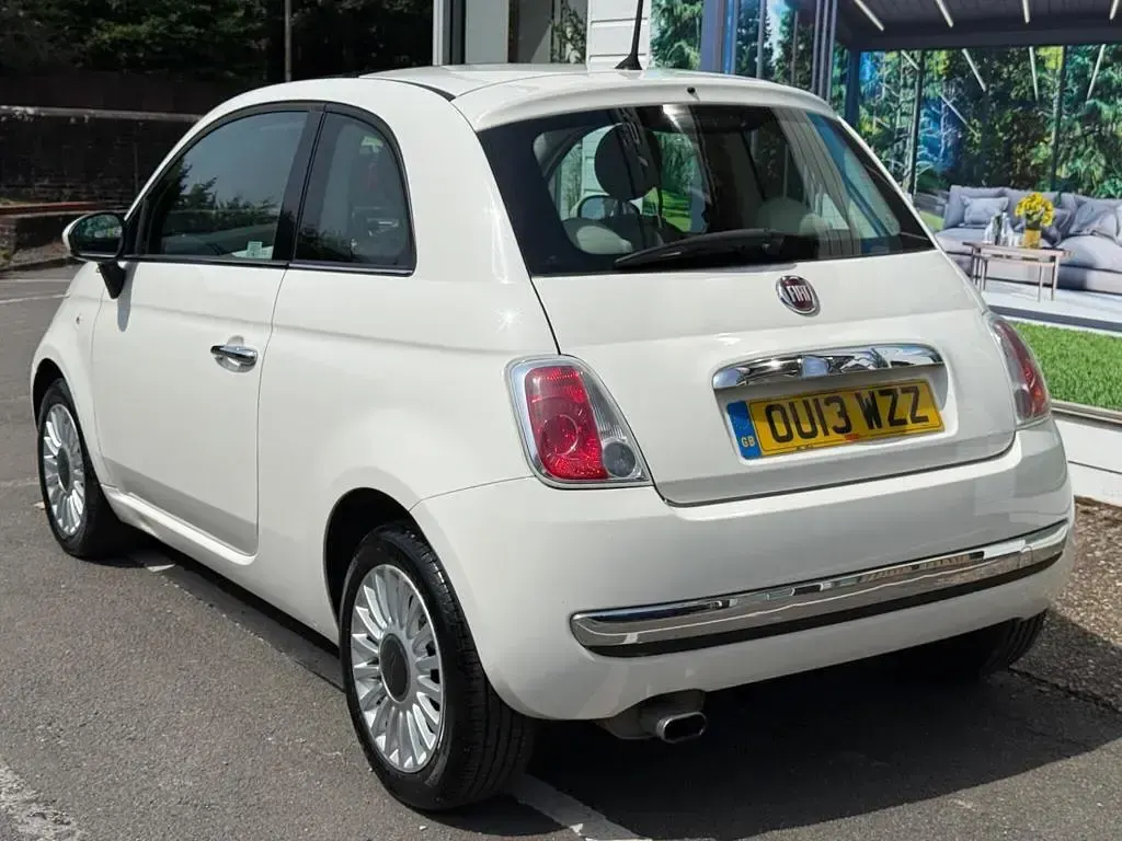 Used Fiat 500 Lounge 69 HP (50 kW) 2013 White Hatchback