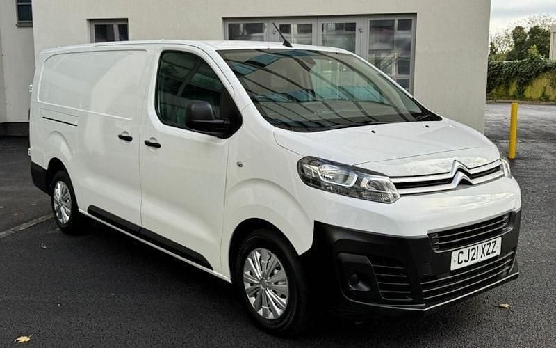 Used Citroën Dispatch 101 HP (74 kW) 2020 White MPV