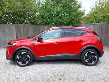 Used Renault Captur Techno 91 HP (66 kW) 2024 Red SUV