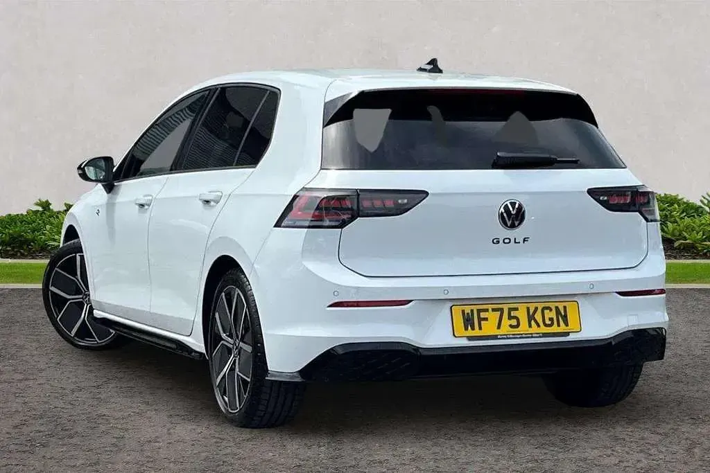 Used VW Golf VIII Black Edition 150 HP (110 kW) 2025 White Hatchback
