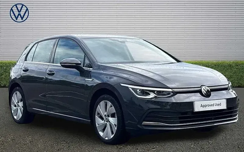 Used VW Golf VIII Style 131 HP (96 kW) 2024 Hatchback