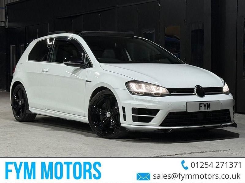White Used 2016 VW Golf VII R Hatchback | £16,795 (Fair price) - Image 1/3