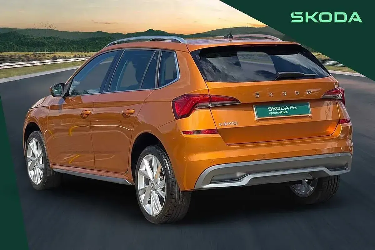 Used Skoda Kamiq SE L Executive 110 HP (80 kW) 2023 Phoenix orange SUV