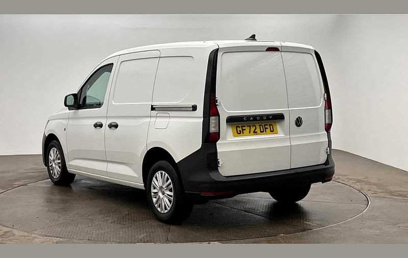 Used VW Caddy 101 HP (74 kW) 2022 White MPV