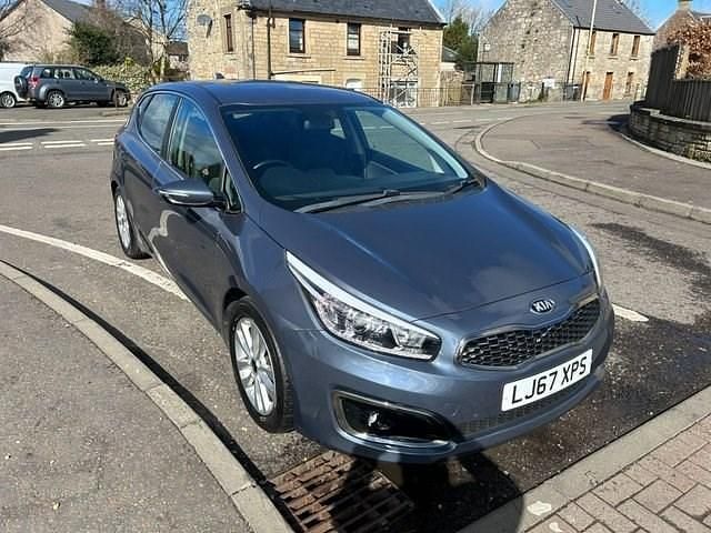 Używany Kia Ceed 134 KM (98 kW) 2017 Niebieski Hatchback