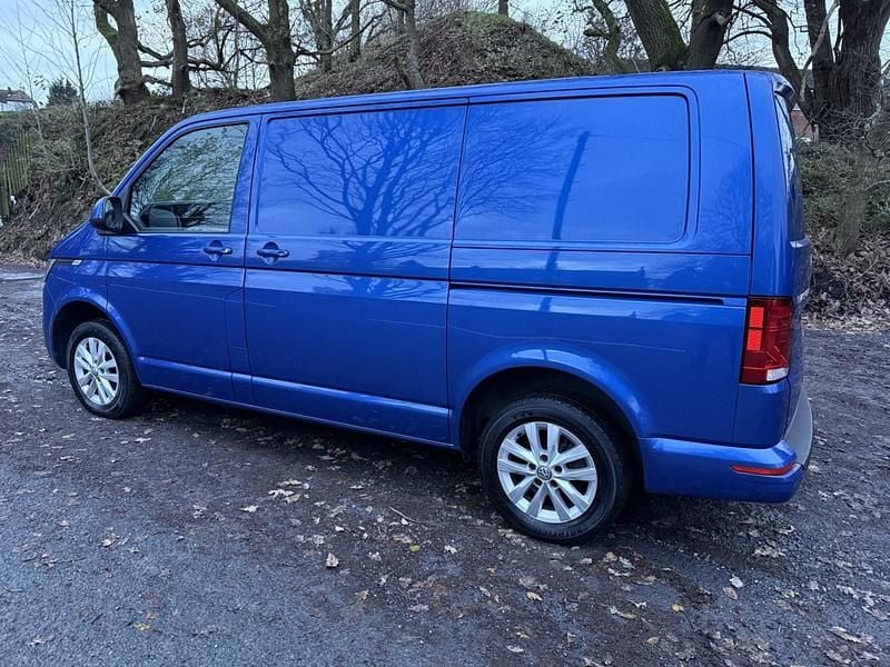 Second-hand VW Transporter Highline 2022 Albastru Van