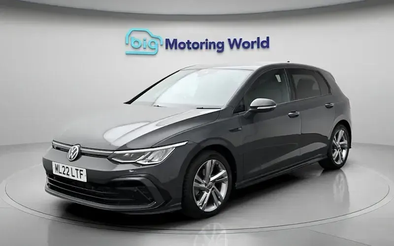 Usado VW Golf VIII R-line 150 CV (110 kW) 2023 Utilitario