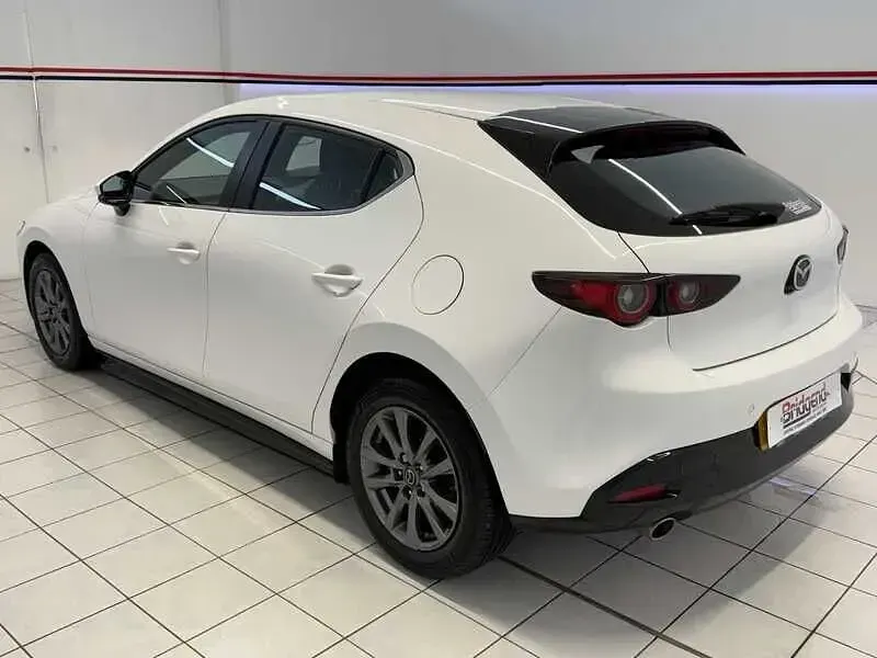 Used Mazda 3 2022 White Hatchback