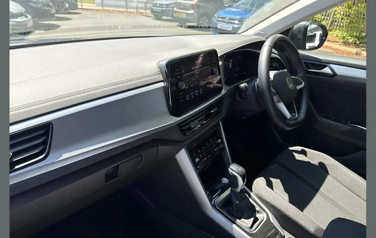 Used VW T-Roc Life 150 HP (110 kW) 2023 Grey SUV