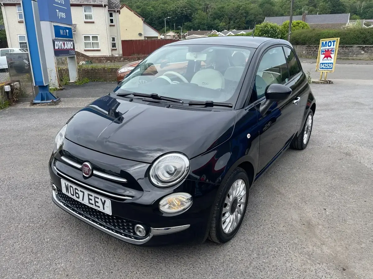 Used Fiat 500 Lounge 69 HP (50 kW) 2018 Black Hatchback