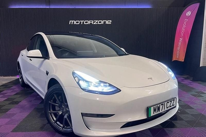 White Used 2021 Tesla Model 3 Long Range AWD Sedan | £15,995 (Fair price) - Image 1/1