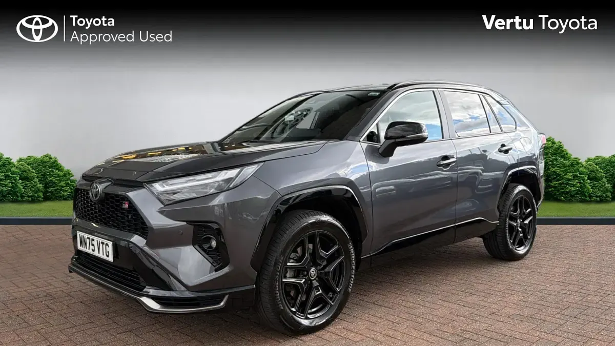 Used Toyota RAV4 Sport 306 HP (225 kW) 2025 Decuma grey bitone (metallic paint) SUV