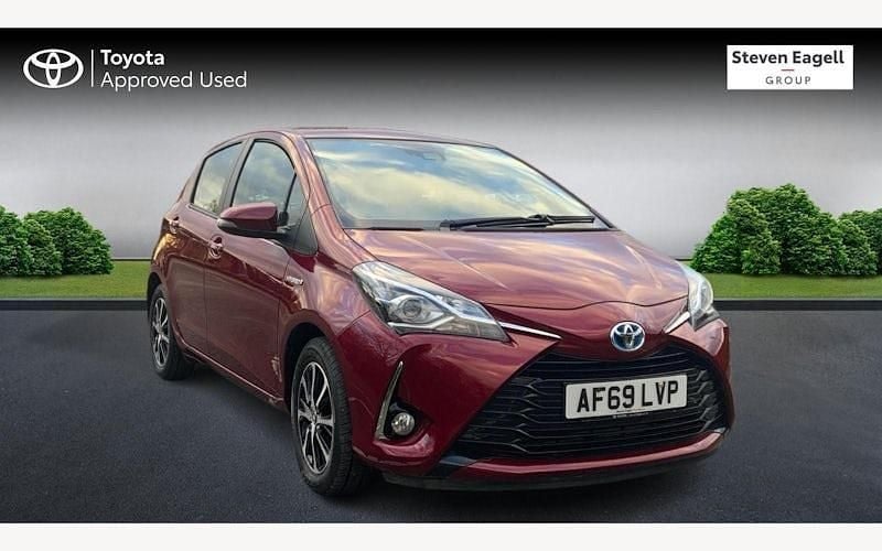 Used 2019 Toyota Yaris Hybrid Hatchback | £14,936 (Fair price) - Image 1/4