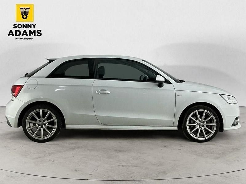 Used Audi A1 S-Line 125 HP (91 kW) 2017 White Hatchback