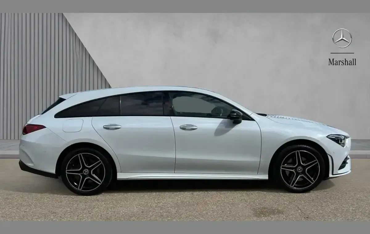 Used Mercedes CLA250e AMG Line Premium 214 HP (157 kW) 2022 White Sedan