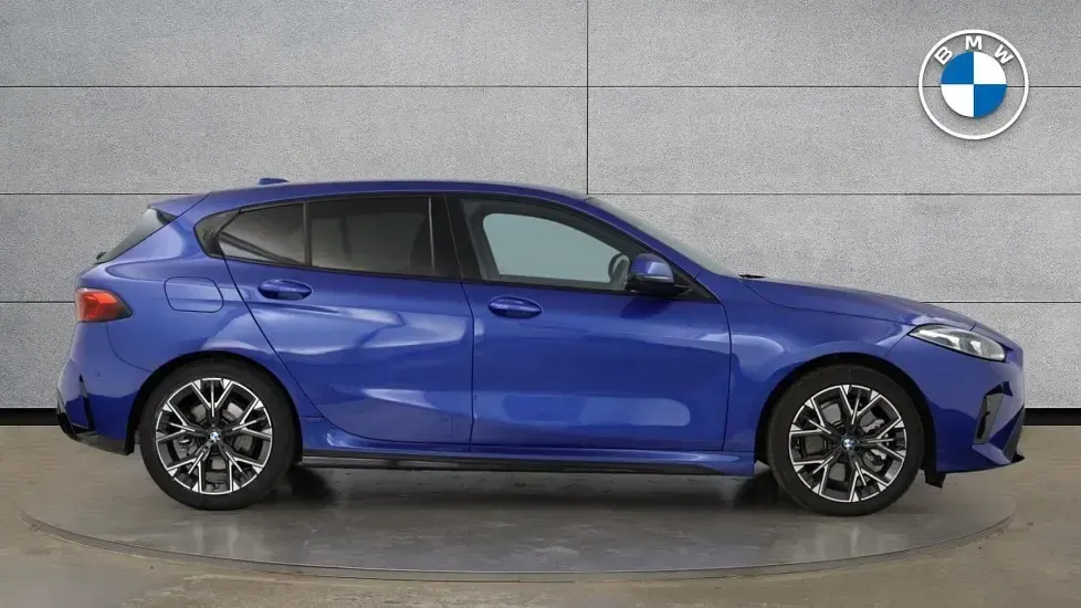Used BMW 123 M Sport 215 HP (158 kW) 2026 Blue Hatchback