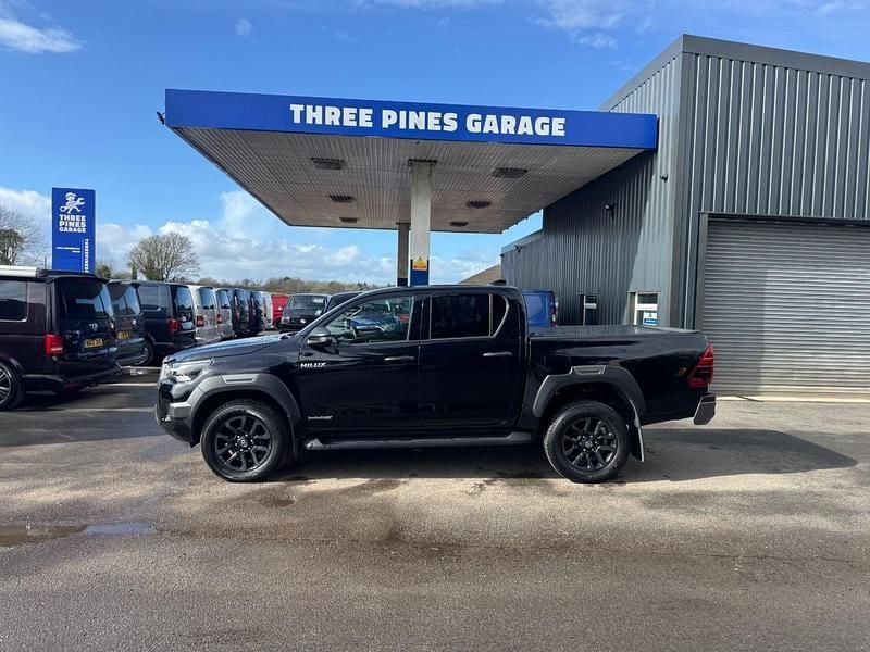 Used Toyota HiLux 2023 Black Pickup