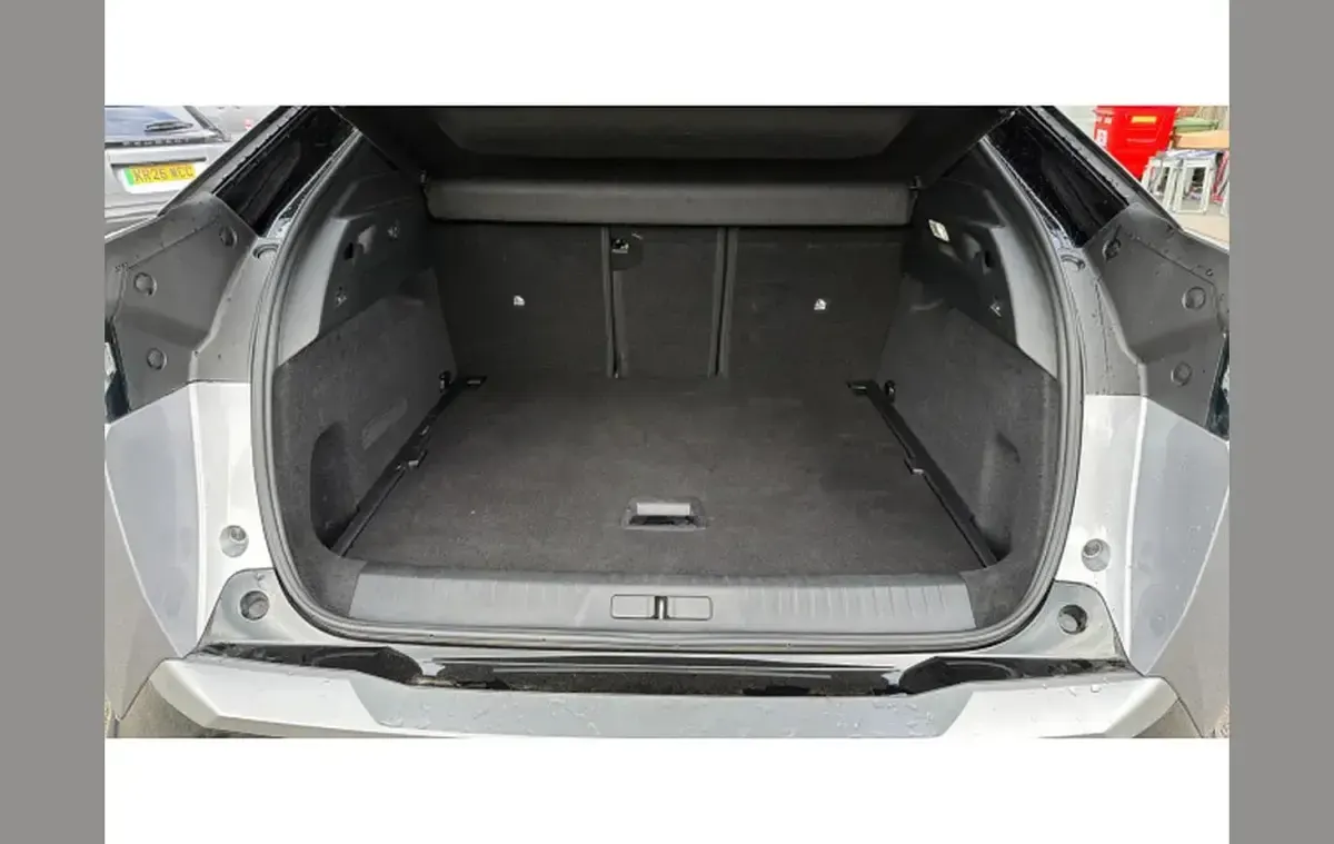 Used Peugeot e-3008 GTi 156 kW (213 HP) 2025 Grey SUV
